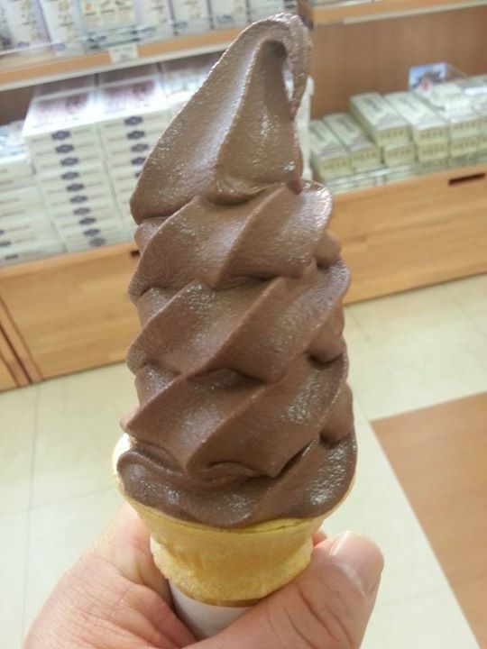 姨捨サービスエリア アイス・ジェラート チョコ七味ソフト
