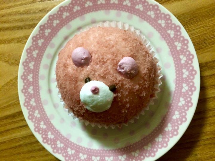 セブンイレブン&nbsp;ケーキ・タルト&nbsp;いちごのクマさんのムースケーキ