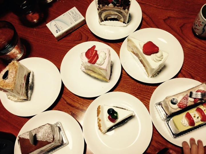 パティスリーヒラノ(cafe HIRANO) ケーキ・タルト イチゴショートケーキ、ロールケーキ、チーズケーキ他