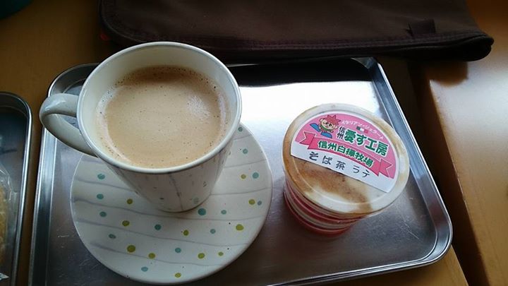 信州 みのわ愛す工房(シンシュウ ミノワアイスコウボウ) アイス・ジェラート そば茶ラテのジェラート