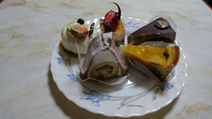 テロワール オペラ&nbsp;ケーキ・タルト&nbsp;ハム太郎のケーキ、ケーキ各種