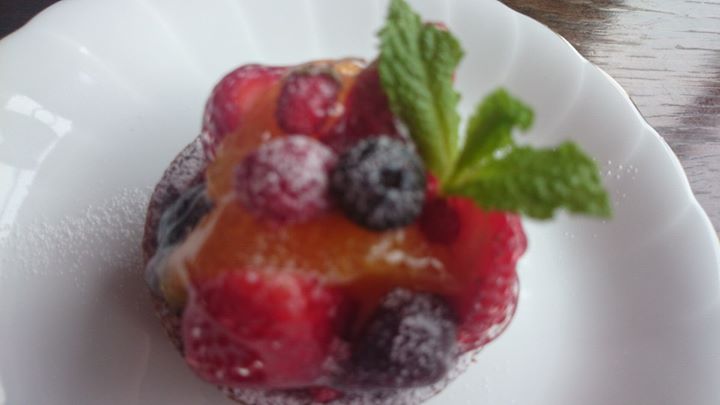 スウィーツカフェ・ル・パステ&nbsp;ケーキ・タルト&nbsp;フルーツタルト