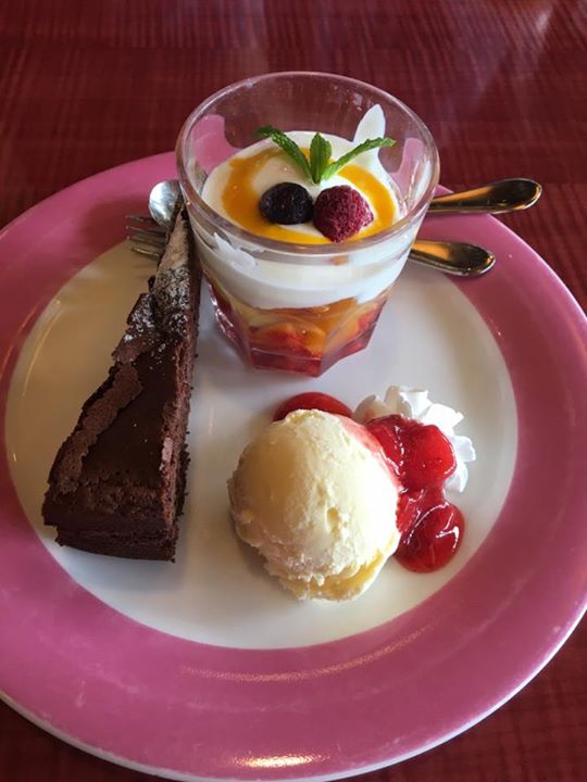 あっぷるぐりむ&nbsp;ケーキ・タルト,アイス・ジェラート&nbsp;おまかせ盛り合わせデザート