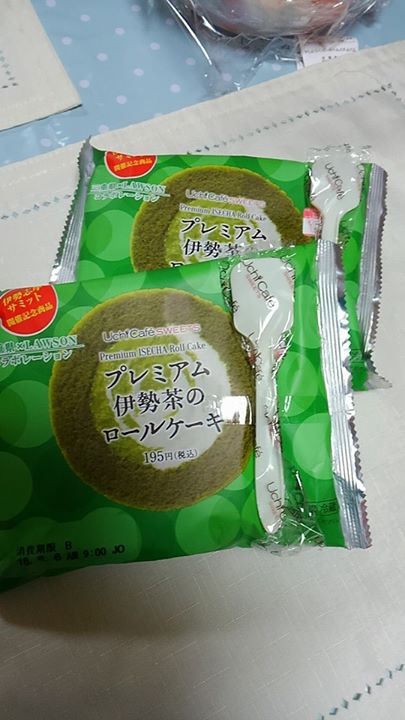 ローソン（LAWSON）&nbsp;ケーキ・タルト&nbsp;プレミアム伊勢茶のロールケーキ