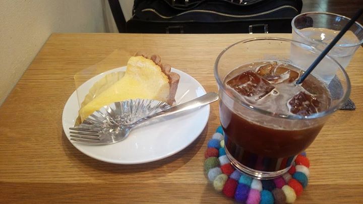 ブーランジェリー パンポルカ アベック カフェ&nbsp;ケーキ・タルト&nbsp;チーズタルト