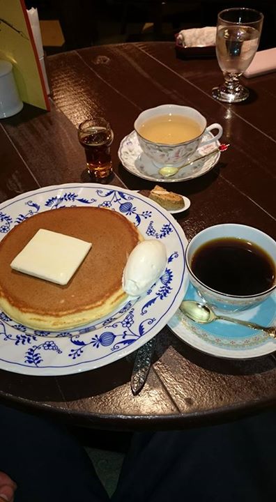 菓子と珈琲 ラランスルール&nbsp;パンケーキ&nbsp;昔懐かしいホットケーキ風のパンケーキ