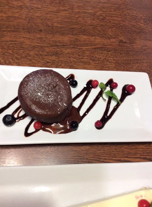トマト＆オニオン&nbsp;ケーキ・タルト&nbsp;チョコケーキ、チーズケーキ