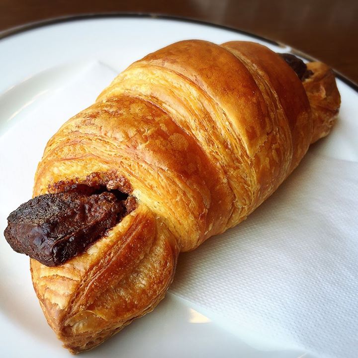 レストランエスポワール パン,その他スイーツ 夏限定のデザート、チョコクロワッサン