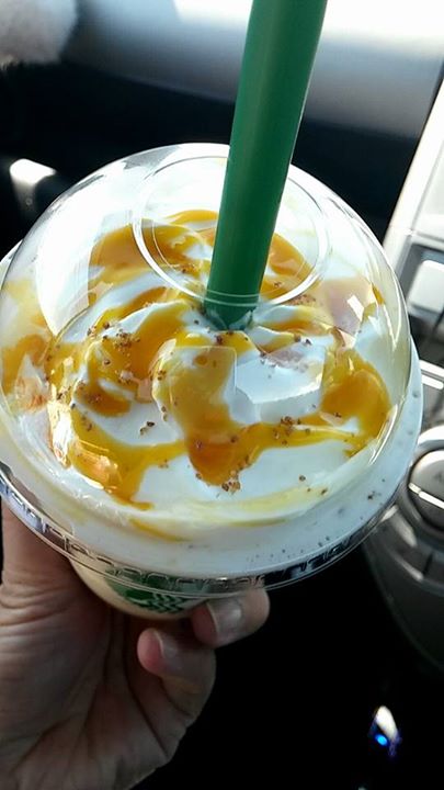 スターバックス コーヒー ジャパン（Starbucks Coffee Japan）&nbsp;ドリンク&nbsp;ゴールデンメイプルフラペチーノwithキャンディウォルナッツ