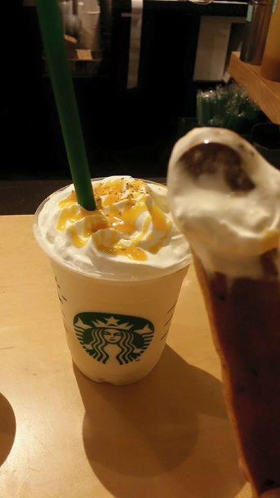 スターバックス コーヒー ジャパン(Starbucks Coffee Japan) ドリンク ゴールデンメイプルフラペチーノwithキャンディウォルナッツ他