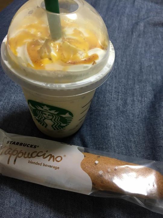 スターバックス コーヒー ジャパン（Starbucks Coffee Japan）&nbsp;ドリンク,その他スイーツ&nbsp;ゴールデン メイプル フラペチーノ®with キャンディ ウォルナッツ、シュースティック