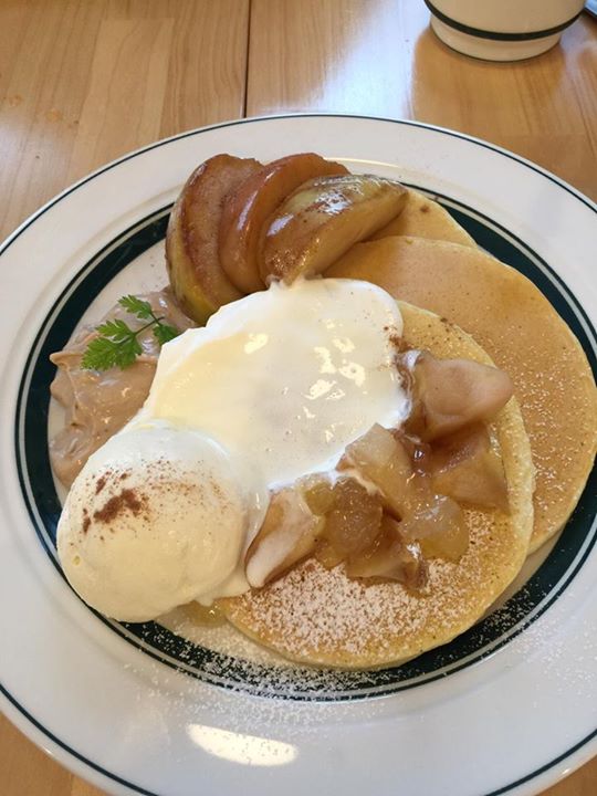 gram（グラム）&nbsp;ホットケーキ&nbsp;アイスとフルーツのホットケーキ