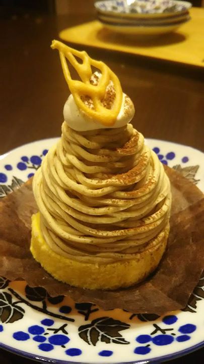 プティ ラパン(Petit Lapin) ケーキ・タルト モンブラン、栗のタルト、ザッハトルテ、カボチャのシフォン