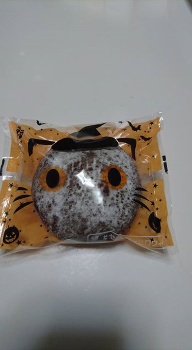 セブンイレブン&nbsp;ドーナツ&nbsp;セブンドーナツ 黒ネコ ココアドーナツ ホイップ入り