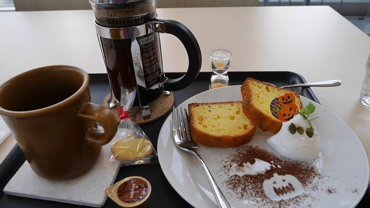 白鳥園(ハクチョウエン) ケーキ・タルト,クッキー,お菓子 丸山かぼちゃのパウンドケーキセット、かぼちゃのミニクッキー、うまか棒