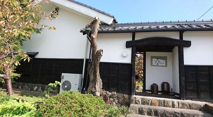 aguri-cafe(アグリカフェ)あまてる ケーキ・タルト,ドリンク 巨峰とりんごの焼きケーキ、抹茶豆乳