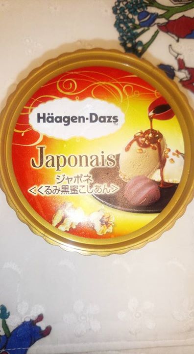 セブンイレブン&nbsp;アイス・ジェラート&nbsp;ハーゲンダッツ セブンイレブン限定 ジャポネ くるみ黒蜜こしあん