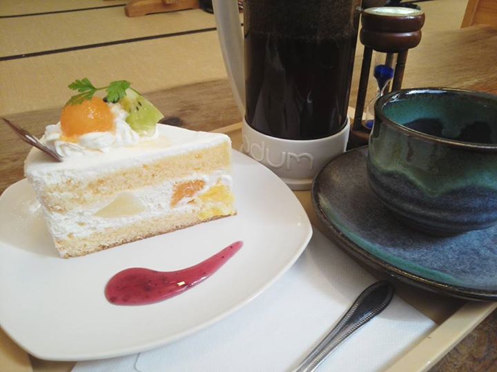 地蔵温泉 十福の湯（ジップクノユ）&nbsp;ケーキ・タルト&nbsp;季節のフルーツショート