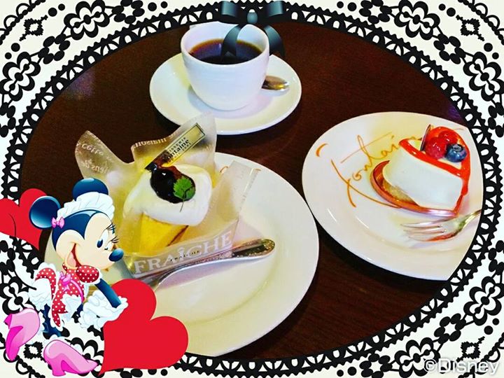 菓子工房フォンティーヌ ケーキ・タルト ニューヨークチーズケーキ、レアチーズケーキ