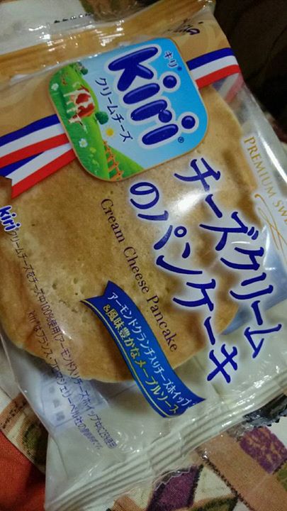 スーパー・コンビニ・その他&nbsp;パンケーキ&nbsp;Kiriチーズクリームのパンケーキ