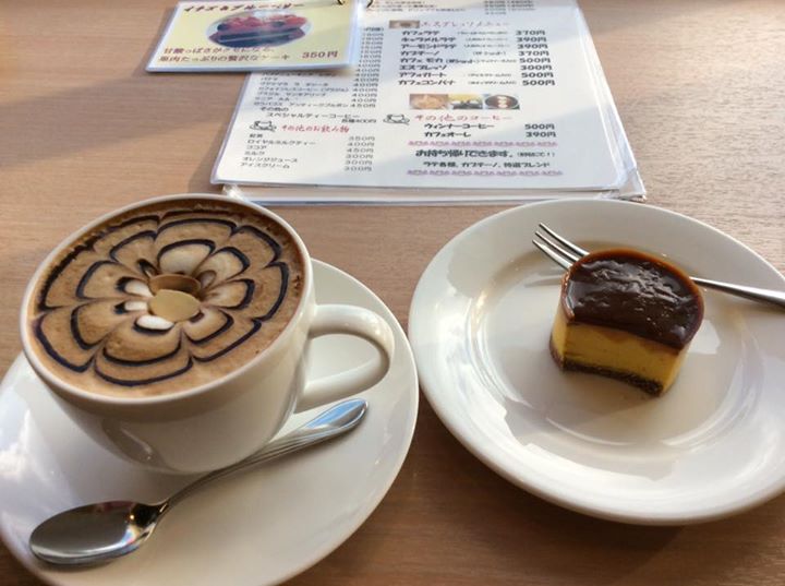三澤珈琲塩尻店 Early Bird Cafe（アーリーバードカフェ）&nbsp;プリン&nbsp;かぼちゃプリン