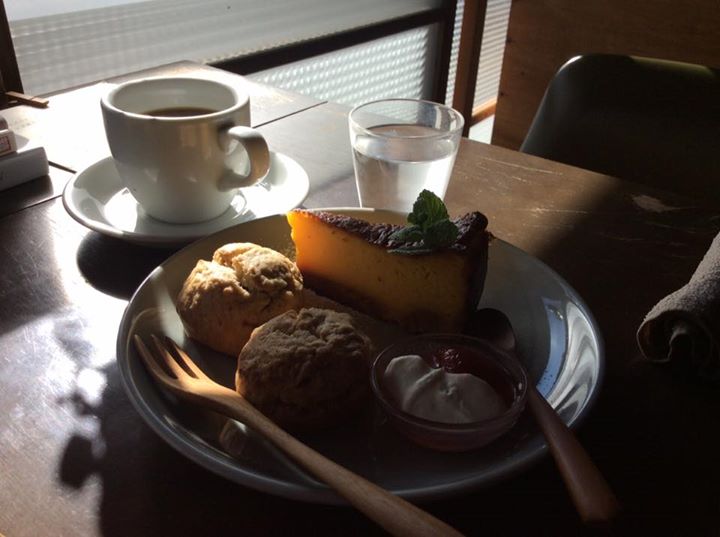 YUSHI CAFE（ユーシカフェ）&nbsp;ケーキ・タルト,スコーン&nbsp;ケーキとスコーンのセット