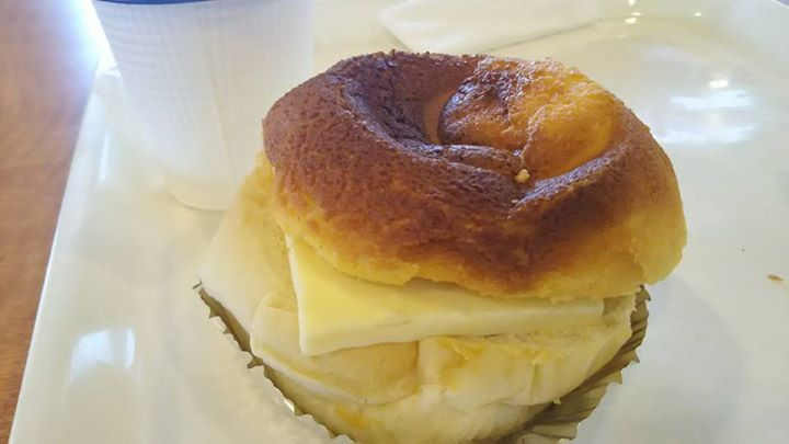 高原のパンやさん パン フレッシュバターたっぷりのパン