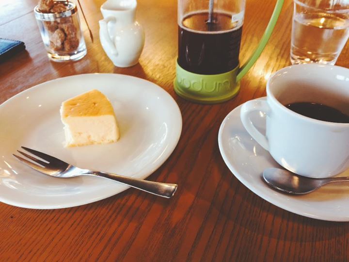 丸山珈琲（マルヤマコーヒー）&nbsp;ケーキ・タルト&nbsp;ベイクドチーズケーキ