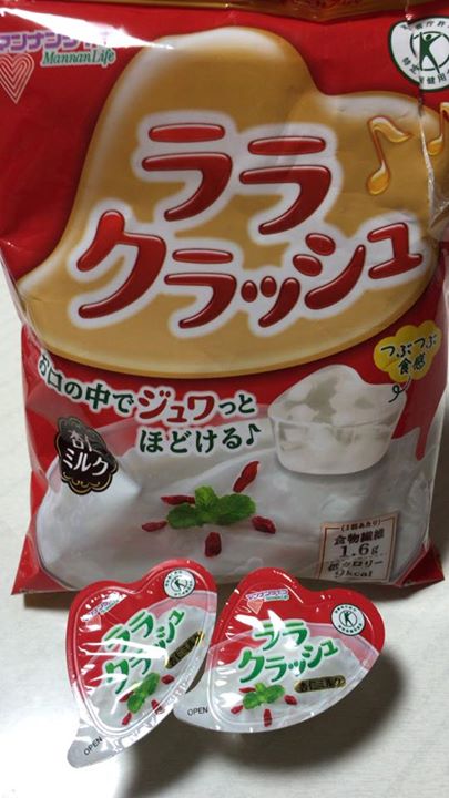 スーパー・コンビニ・その他 ゼリー・蒟蒻・寒天 ララクラッシュ 杏仁ミルク