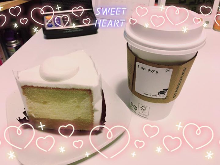 スターバックス コーヒー ジャパン（Starbucks Coffee Japan）&nbsp;ケーキ・タルト,ドリンク&nbsp;シフォンケーキとホットベイクドアップル