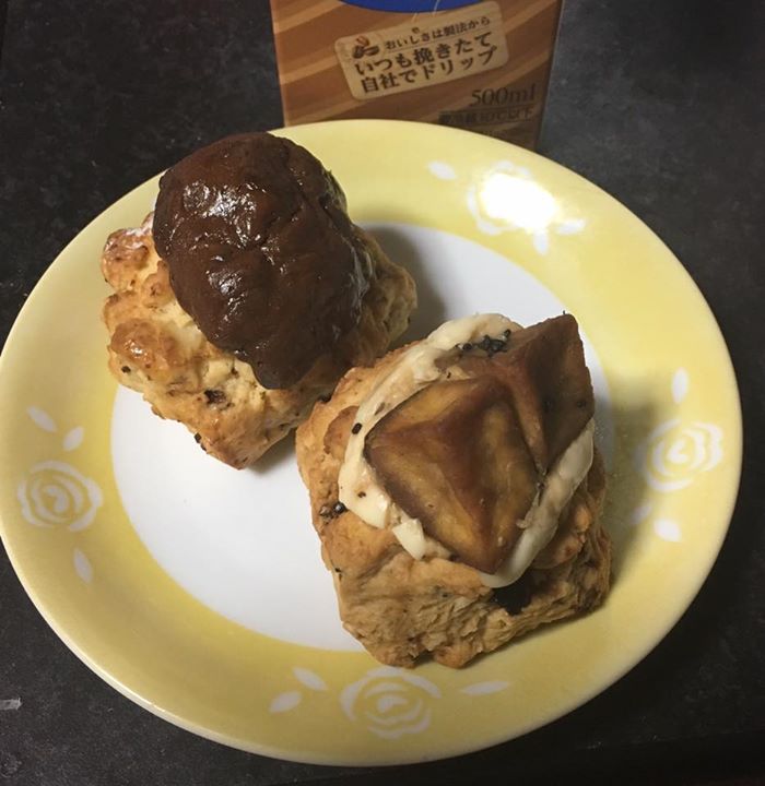 CAFE VOLTA(カフェ ヴォルタ) スコーン チョコクリームとラムレーズンのスコーン、黒糖とさつま芋のスコーン