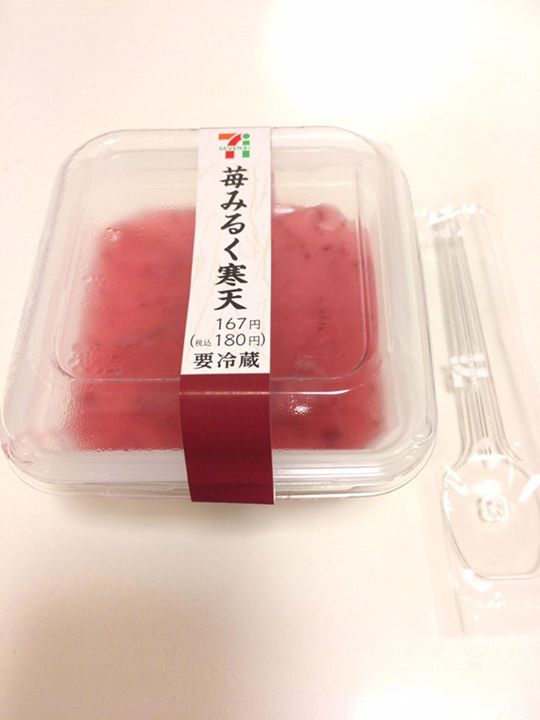セブンイレブン&nbsp;ゼリー・蒟蒻・寒天&nbsp;苺みるく寒天