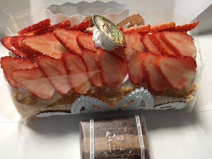 パティスリーヒラノ(cafe HIRANO) ケーキ・タルト いちごロール、生チョコしふぉん