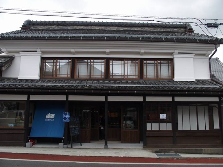 CAFE KOH（旧小田切家住宅）&nbsp;最中&nbsp;繭最中