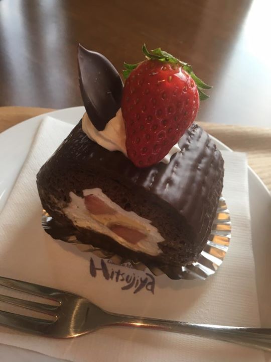 ひつじ家（ヒツジヤ）&nbsp;ケーキ・タルト&nbsp;いちごのロールケーキ