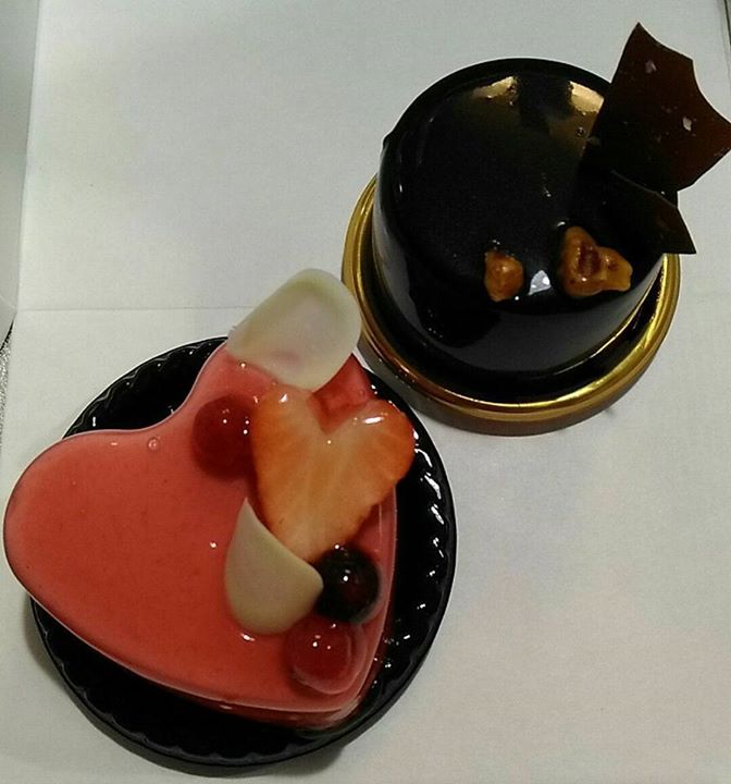 タンドレス ケーキ・タルト クール・ルージュ、チョコとキャラメルのムース