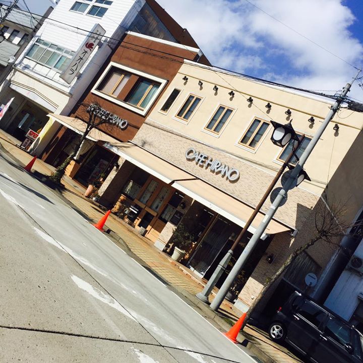 パティスリーヒラノ(cafe HIRANO) パフェ・サンデー,ケーキ・タルト 渋皮栗のパフェとチーズケーキパフェ他