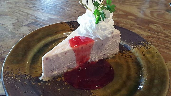 洋麺亭（ヨウメンテイ）&nbsp;ケーキ・タルト&nbsp;木いちごのレアチーズ