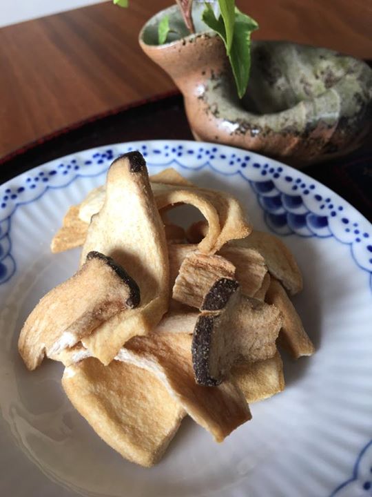セブンイレブン&nbsp;お菓子&nbsp;茸のまんま エリンギ バター醤油味