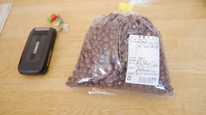 ロビニア&nbsp;お菓子&nbsp;準麦チョコ