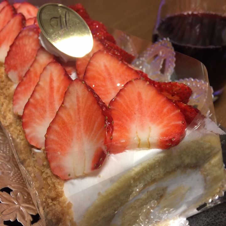 パティスリーヒラノ(cafe HIRANO) ケーキ・タルト イチゴロール