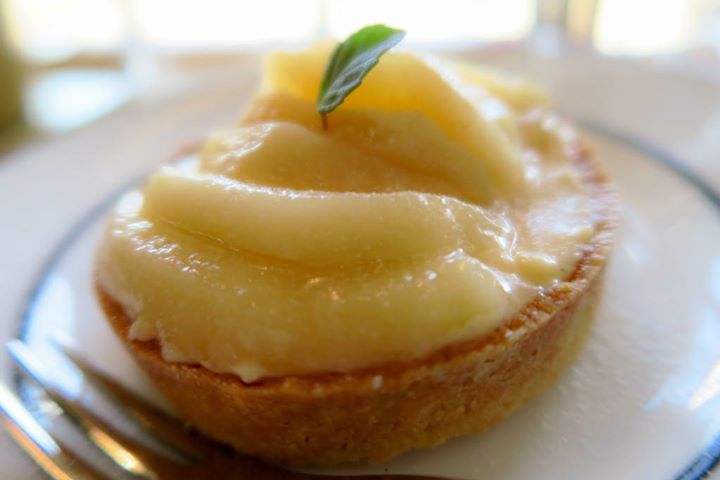 ハナモモ ケーキ・タルト 川中島白桃のタルト