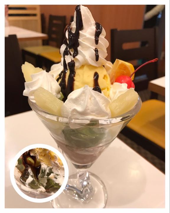 ララ オカヤレストランよしの パフェ・サンデー チョコレートパフェ