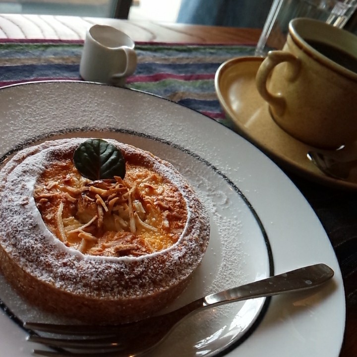 ハナモモ ケーキ・タルト バナナココナッツタルト