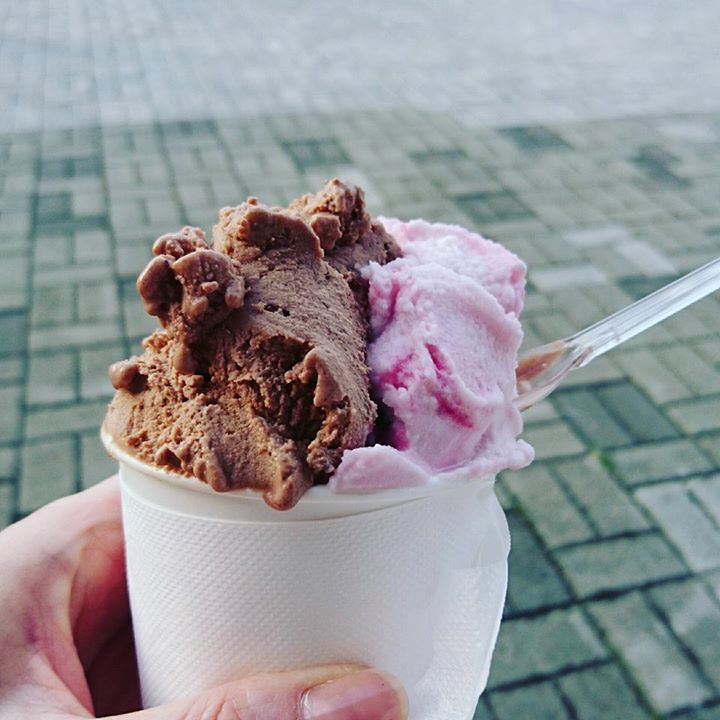 エルバート&nbsp;アイス・ジェラート&nbsp;チェリーキッスとナッツチョコのダブル