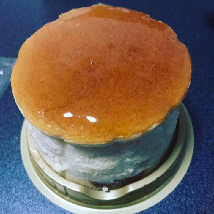 セブンイレブン&nbsp;ケーキ・タルト&nbsp;チーズケーキシフォン