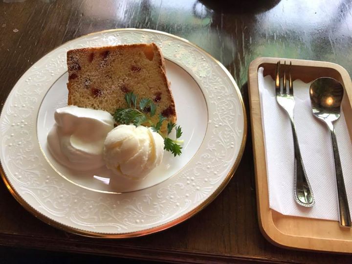 スウィーツカフェ・ル・パステ ケーキ・タルト 季節のシフォンケーキ