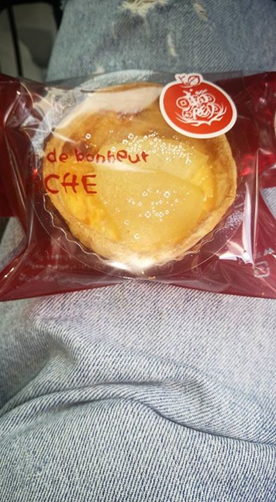 柳町屋(ヤナギマチヤ) ケーキ・タルト,アイス・ジェラート アップルたまごタルト、長門牧場のソフトクリーム