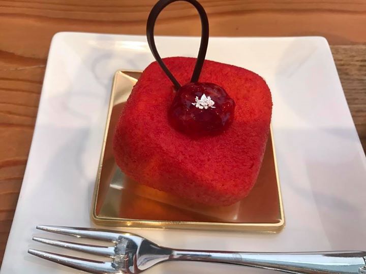 LEVRE and BON(レーブルアンドボン) ケーキ・タルト フランボワーズのケーキ