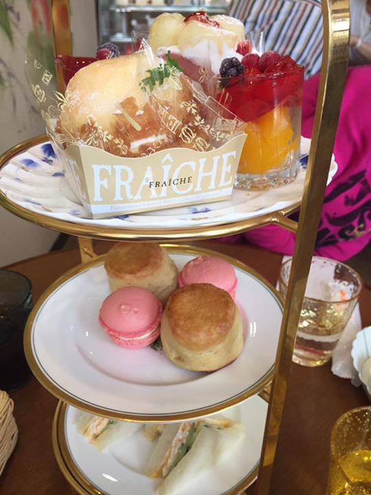パティスリーヒラノ(cafe HIRANO) ケーキ・タルト,マカロン,ゼリー・蒟蒻・寒天 桃のケーキ、マカロン、ゼリー、ロールケーキ他